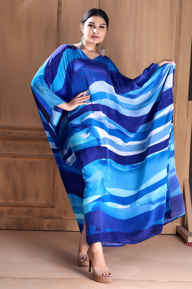 Chic and Comfortable: Blue V-Neck Caftan for Effortless Style